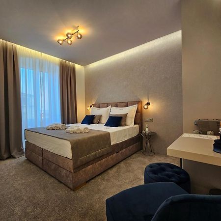 Ma Pe Luxury Rooms Split Exterior photo